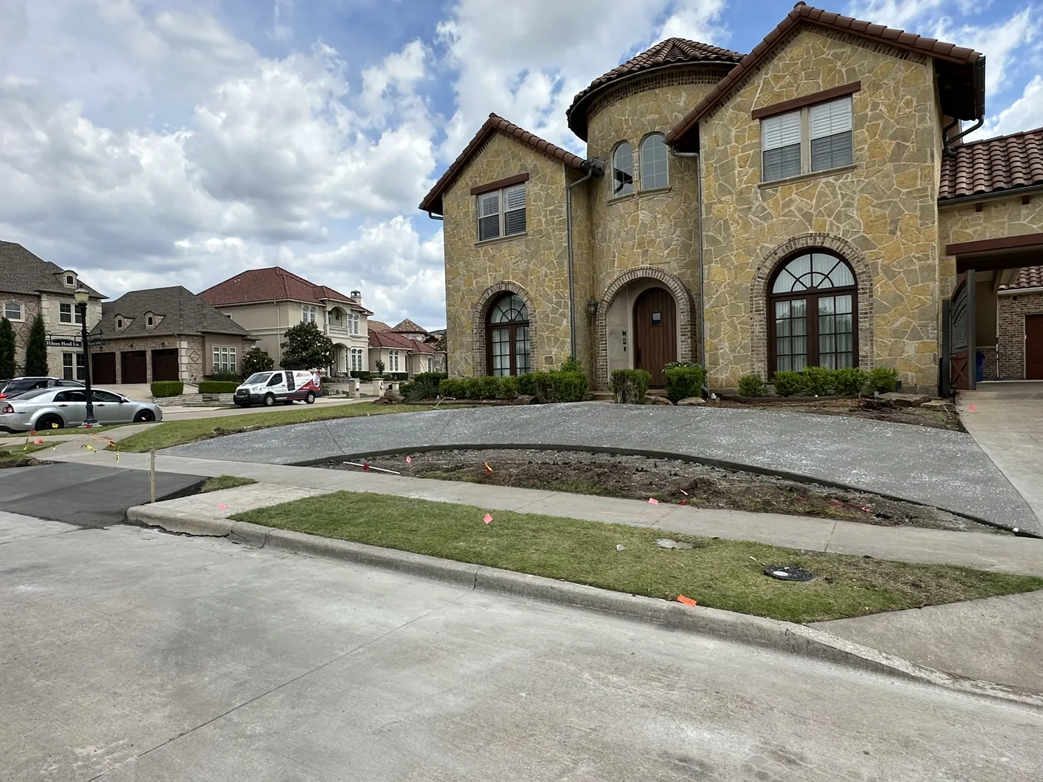 Featured Residential Driveway by Lucky’s Concrete in Clermont